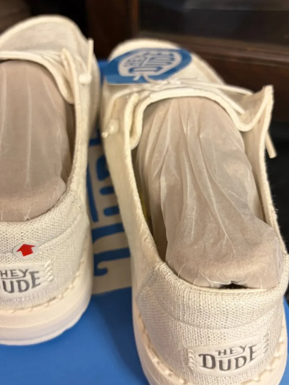 HEYDUDE Wendy Eyelet Lace White Slip-On Shoes Women’s Size 8 NWT